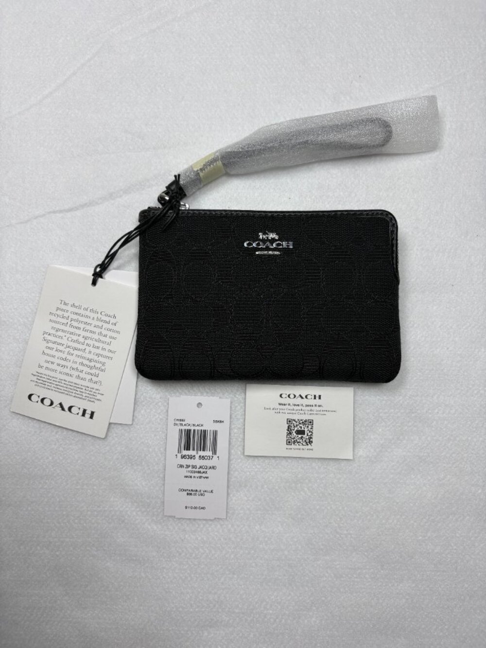 COACH Black Signature Jacquard Corner Zip Wristlet Wallet Quiet Luxury Chic NWT
